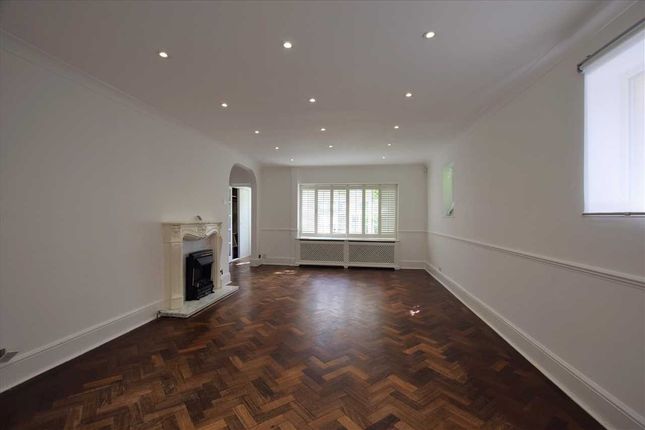 25, Paynesfield Road, Bushey photo 4