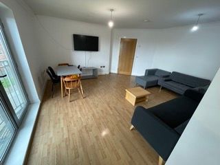 25 Mandara Point, Drapers Fields, Coventry photo 4