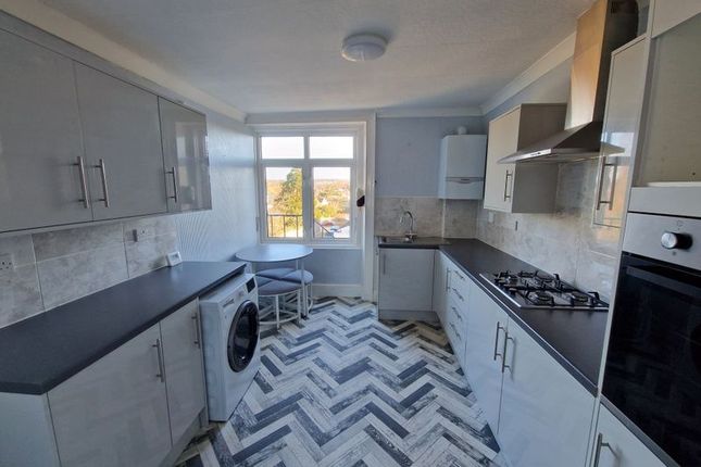 2,6 Dolforgan Court, Louisa Terrace, Exmouth photo 4