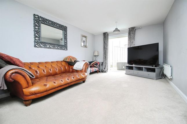 89, Shearwater Road, Hemel Hempstead photo 3