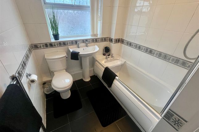Semi-detached house for sale in Mersey Avenue, Maghull