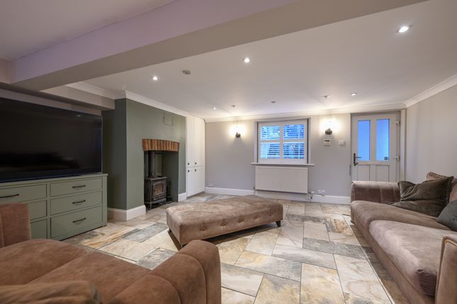 20, Silver Hill Road, Willesborough photo 3