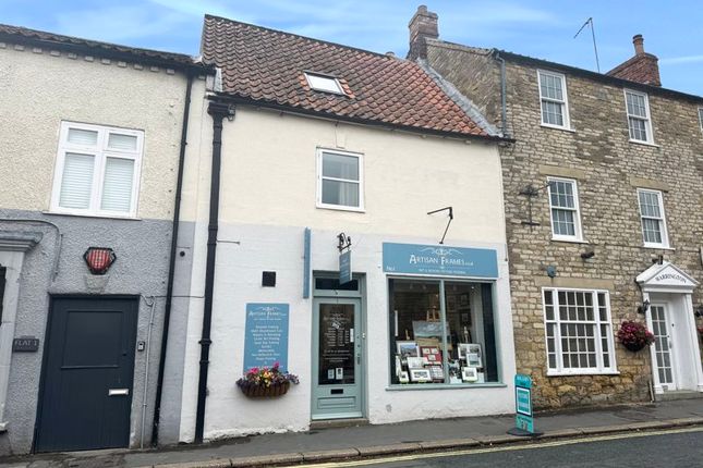 Studio terraced on 1, Whitbygate, Pickering, £125,000