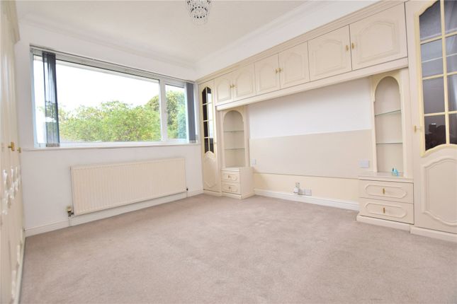 6, Templegate View, West Yorkshire photo 4