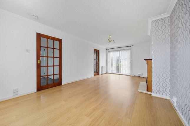 2, Pitfairn Road, Clackmannanshire photo 4