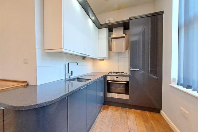 Thumbnail Flat to rent in Brockley Road, London