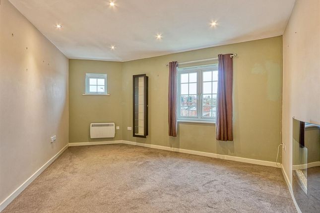19 Moorcroft House, Chesterfield photo 3
