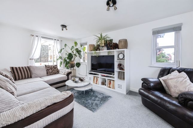 73, Bismore Road, Banbury photo 3