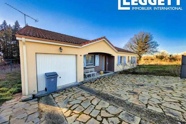 Thumbnail Villa for sale in Lussac-Les-Églises, Haute-Vienne, Nouvelle-Aquitaine