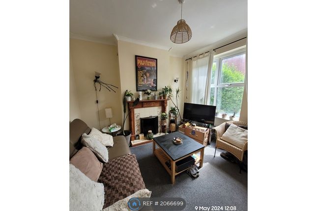 Thumbnail Terraced house to rent in Holmes Street, Cheadle