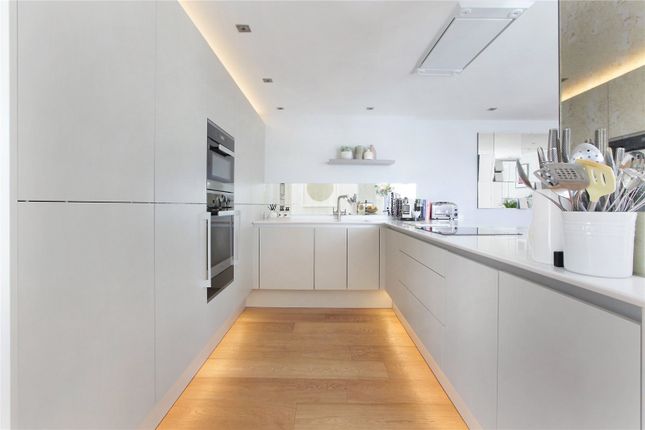 Flat for sale in Candlemakers Apartments, 112 York Road, London