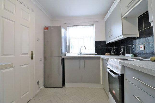 Town house to rent in 1 Sullivan Close, Holywood, County Down