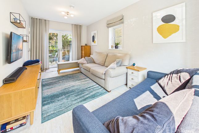 3, MONARCH GREEN, BORDON photo 3