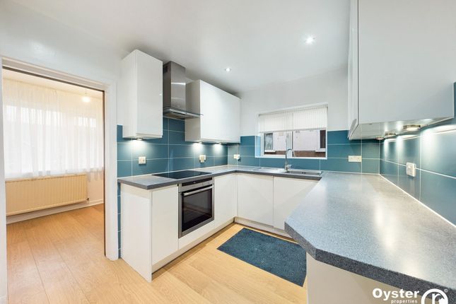 18 Merryfield Gardens, Stanmore photo 3