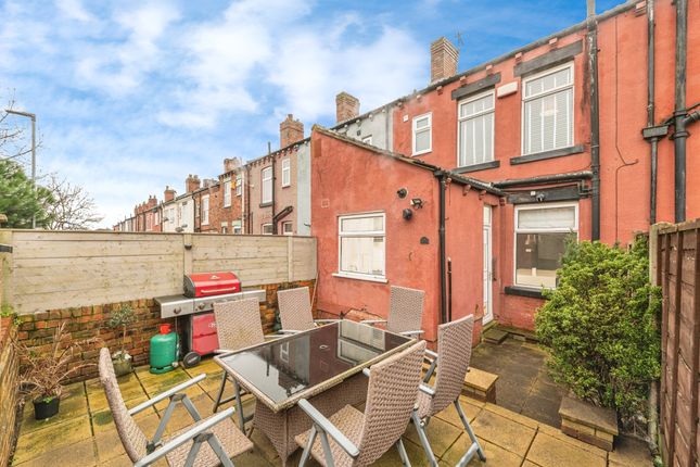 15, Marshall Street, Wakefield photo 2