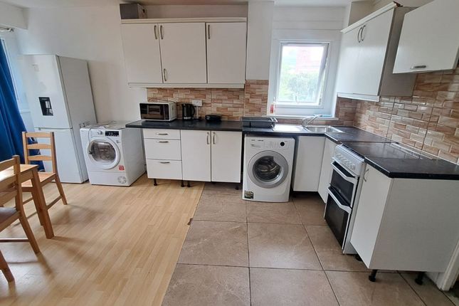 Flat 11, Norton Tower Civic Close, Birmingham photo 5