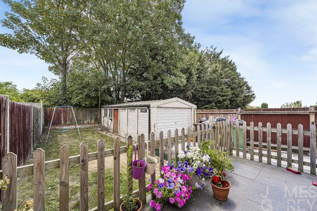 77, Weardale Avenue, Dartford photo 4