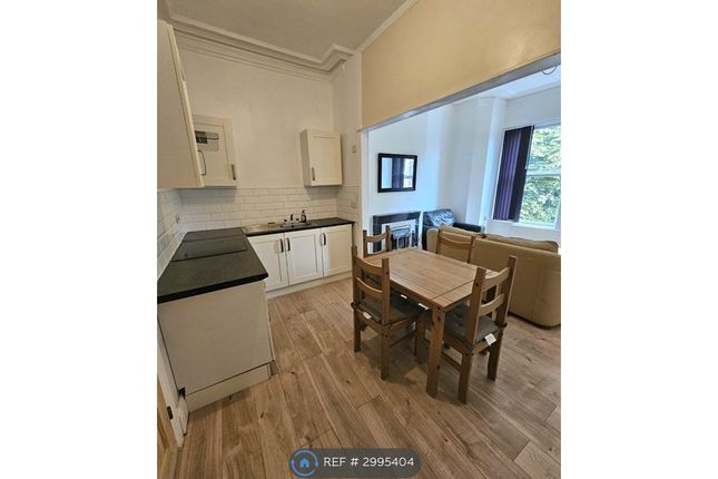Flat, Alness Road, Manchester photo 4