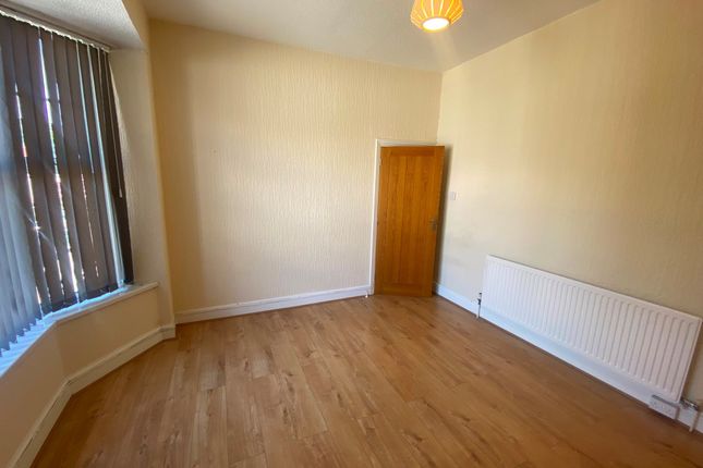First Floor Flat, 1 Cory Street, Sketty photo 3