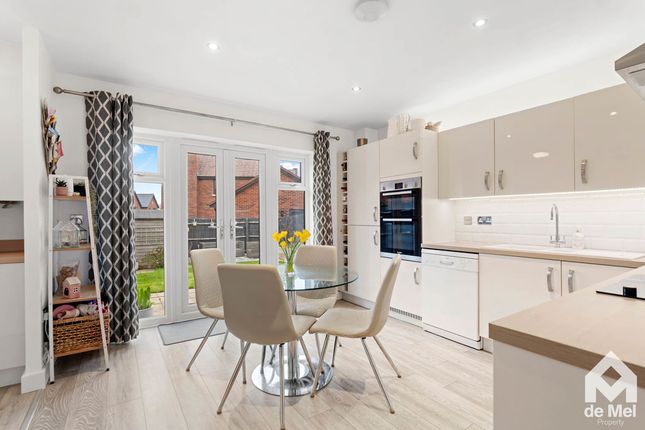18, Barley Road, Cheltenham photo 5