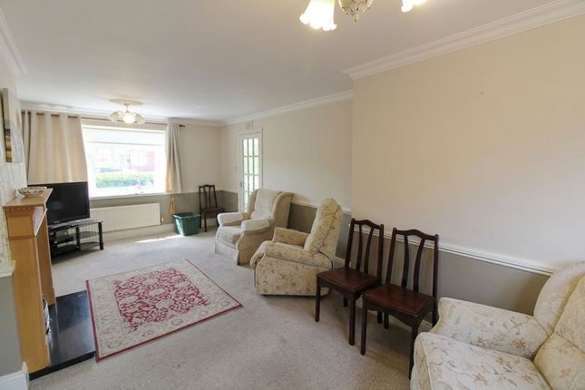 4 Queensferry Parade, Leicester photo 3