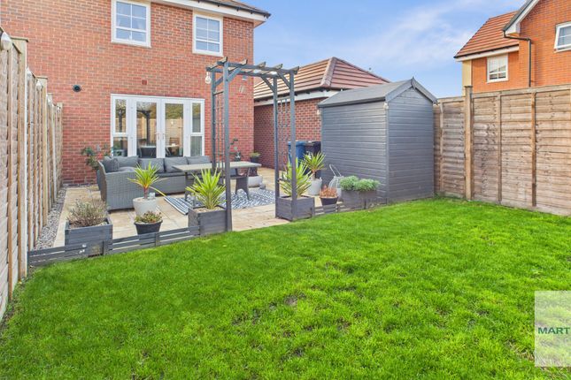 Cam03663G0-Pr0204-Still026