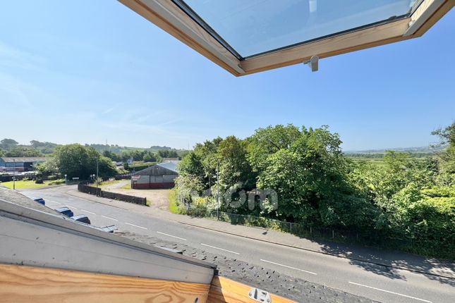 Flat 1/1, 45 Main Road, Beith photo 2