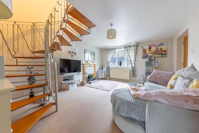 47, Wakehurst Close, Eaton photo 2