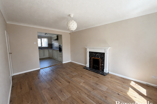 11, Dunoon Close, Braintree photo 2