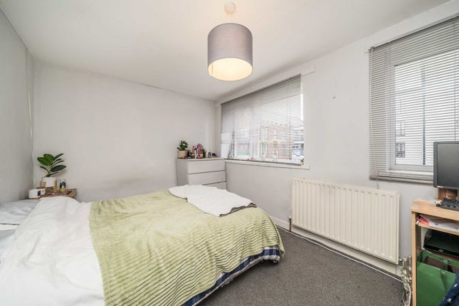 Terraced house for sale in Etwell Place, Surbiton