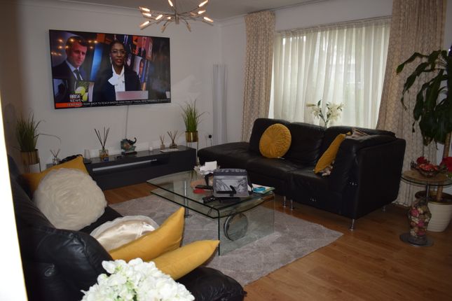 75A, Norton Road, Wembley photo 4