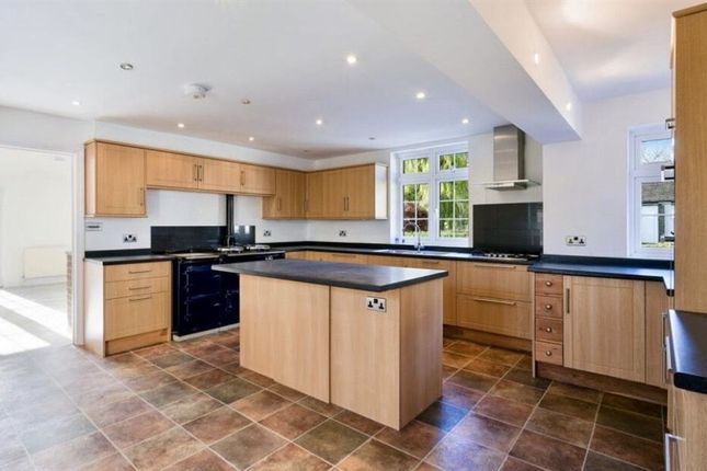 The Clears, Reigate photo 4