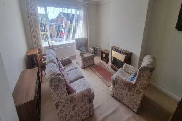 Bungalow to rent in Southway Drive, Yeovil
