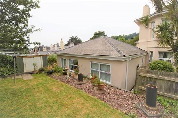 Thumbnail Bungalow to rent in Babbacombe Road, Torquay