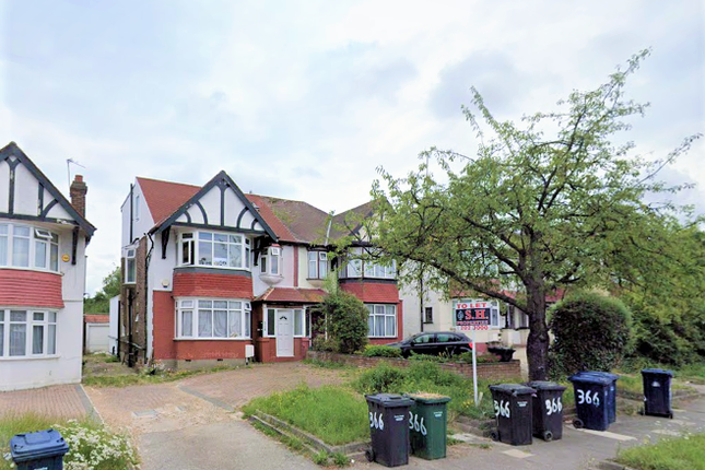 Thumbnail Semi-detached house to rent in Watford Way, Hendon