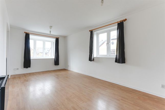 141, Riverside Close, Hackney photo 4