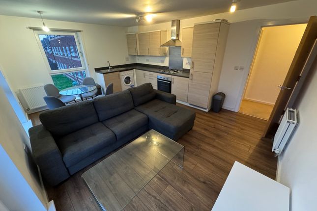 Apartment 3 Knightsbridge , Blackburn Street, Salford photo 2
