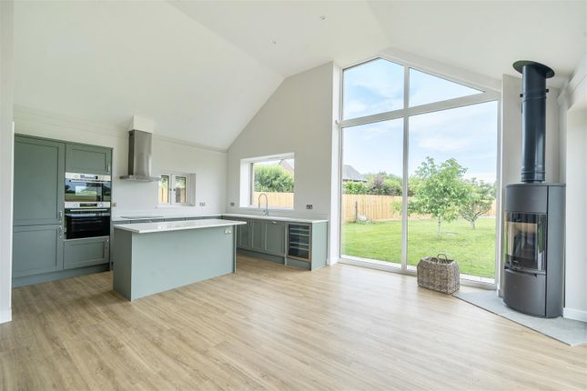 Field View, Cranborne Road, Wimborne photo 4