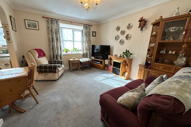 31 Lucena Court, Stowmarket photo 2