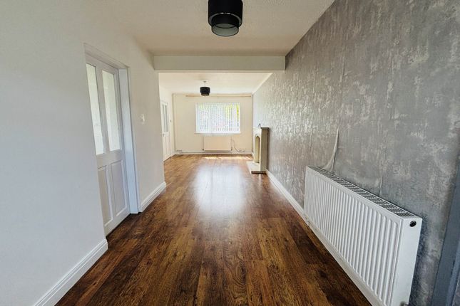 104, Saxon Way, Liverpool photo 3