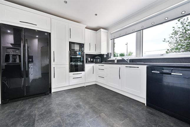 103, Station Road, Law photo 4