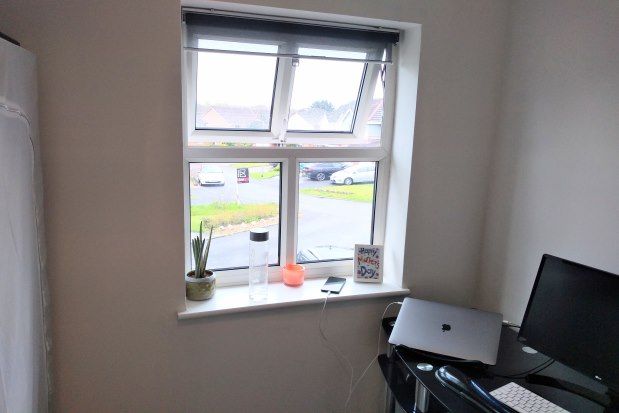 Property to rent in Harrier Close, Manchester