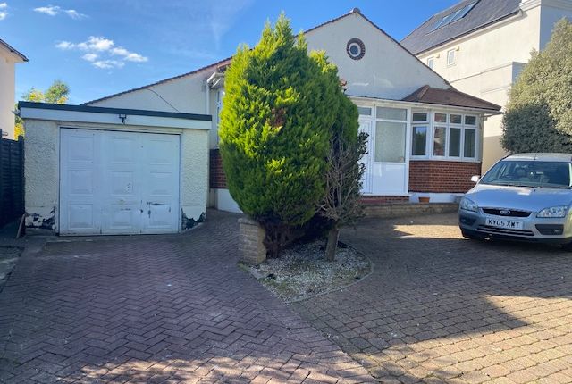 Thumbnail Detached bungalow to rent in Tolmers Gardens, Cuffley, Potters Bar