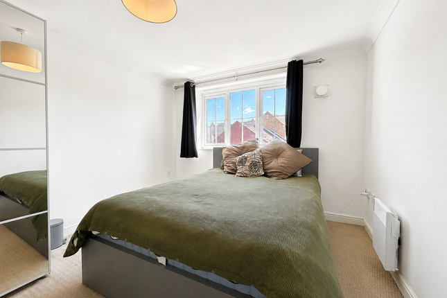 Bramley Court,37, Luton Road, Dunstable photo 4