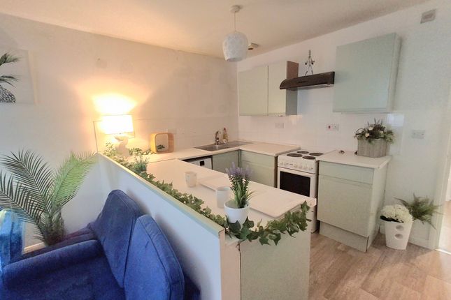 34A, High Street, Ventnor photo 3