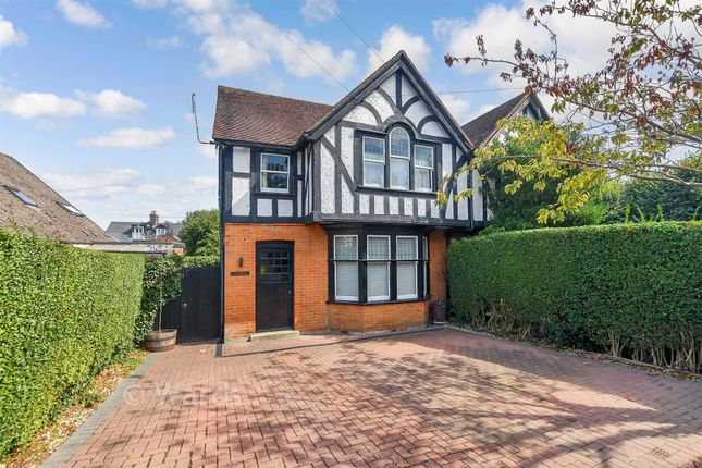 Heathhurst, Hollington Place, Ashford photo 2