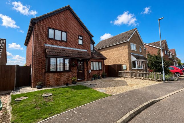 1, Harvest Close, Peterborough photo 2