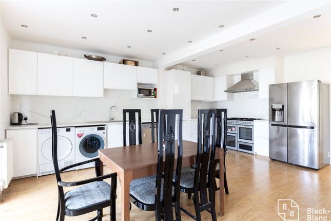 Semi-detached house to rent in Southlands Road, Bromley