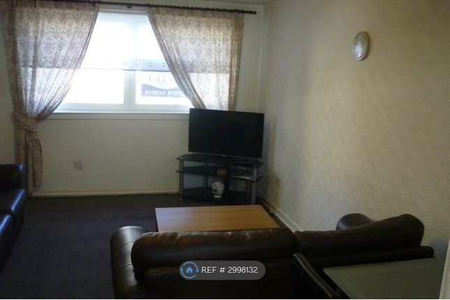 Eglinton Court, Glasgow photo 4
