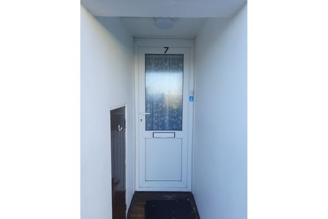 7,Marine Gardens, Ramsey photo 2